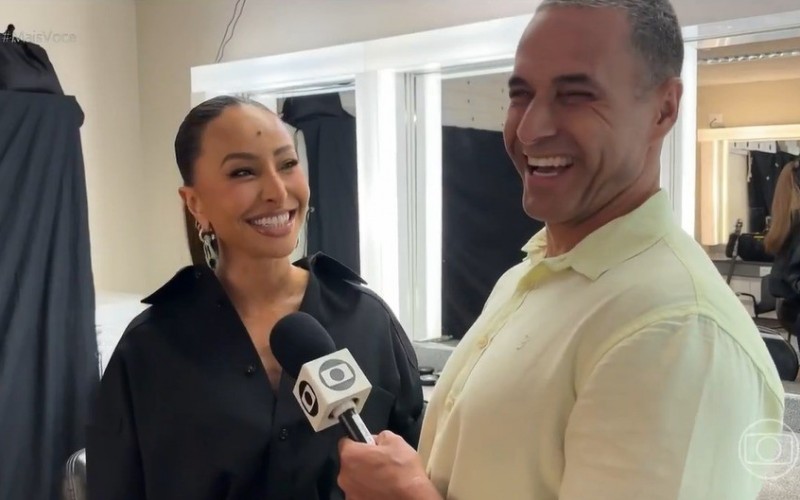 Sabrina Sato participa do 