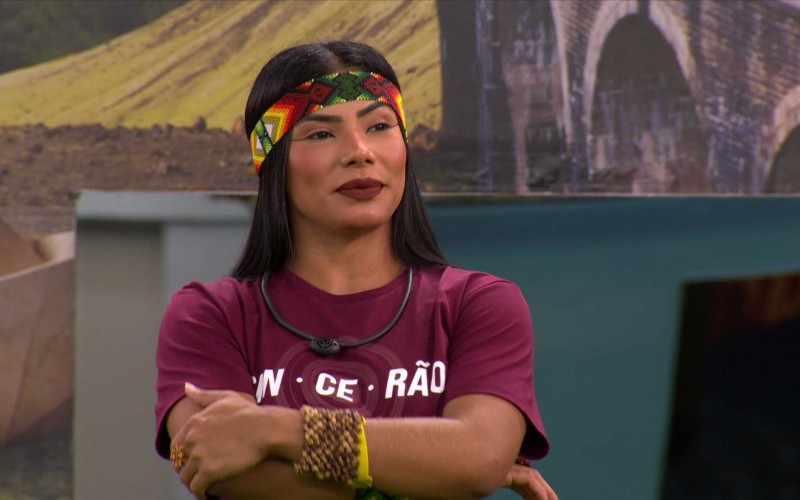 Marciele chama Juliano Floss de covarde: 