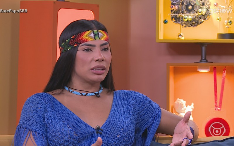 Marciele comenta beijos em Jordana e Chaiany