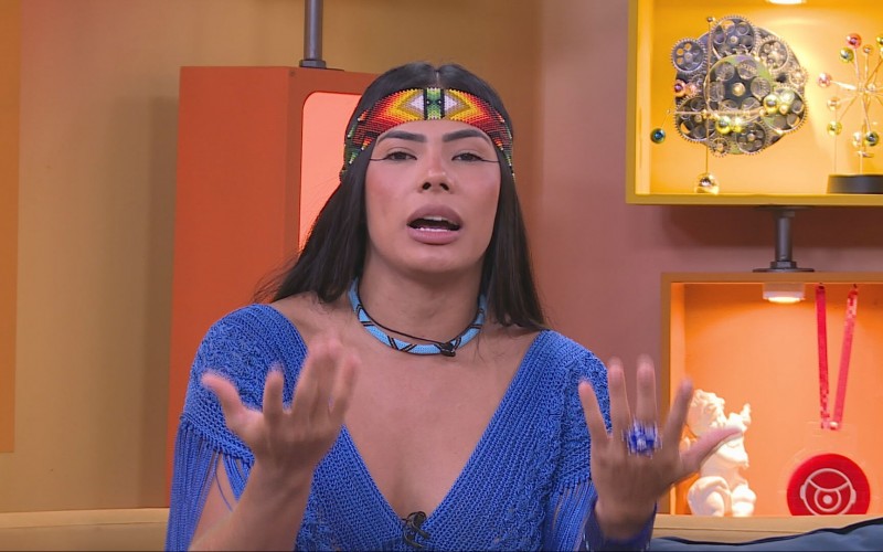 Marciele manda recado para Jordana: 