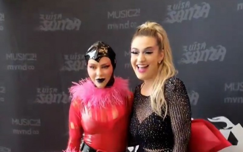 Marília do BBB 23 curte bloco de Carnaval de Luísa Sonza