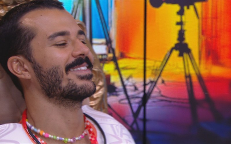 Mateus escolhe sister como a 