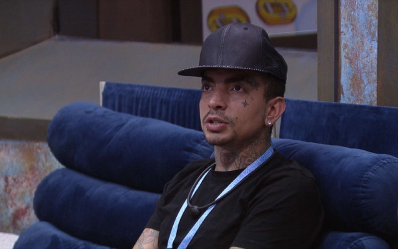 MC Guimê analisa jogo de Domitila Barros: 