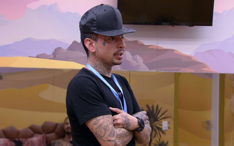 MC Guimê sugere que brother compre o Poder Curinga no BBB 23