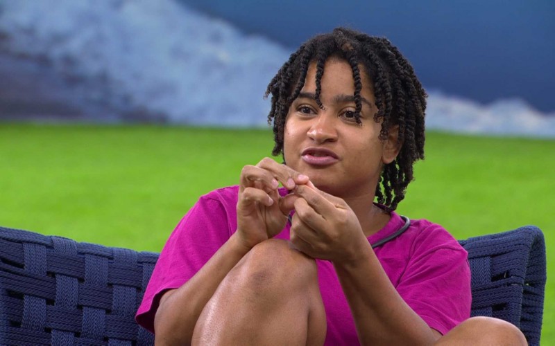 Milena muda o penteado no BBB 26; veja