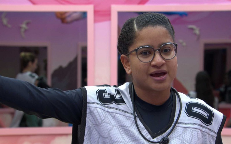 Milena questiona Marciele sobre divisão de trios: 