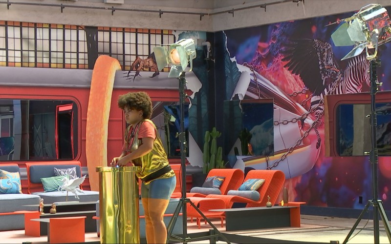 Ana Paula Renault e Milena recebem aviso e retomam Castigo do Monstro