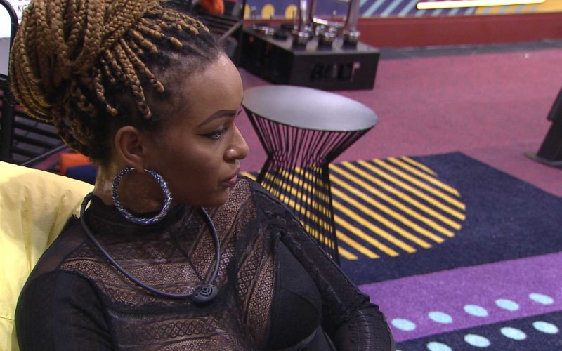 Natália comenta com Rodrigo: 