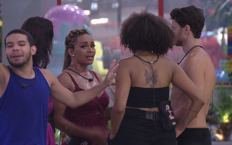 Natália dispara para Eslovênia: 