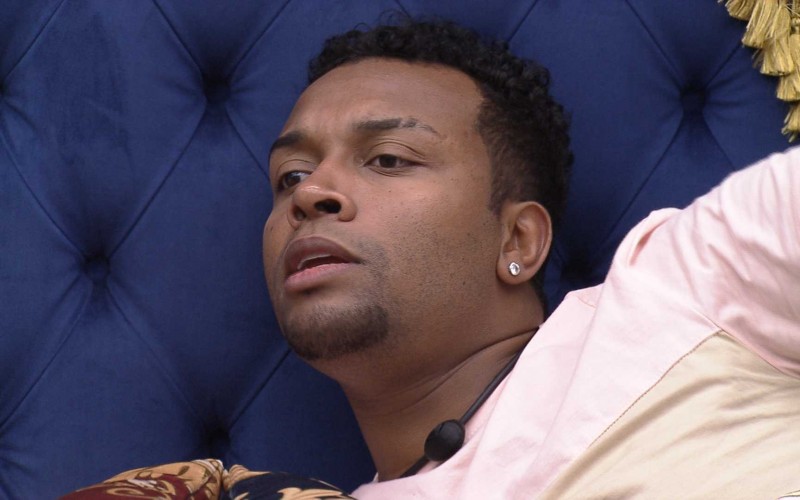 Nego Di aconselha Karol Conká: 