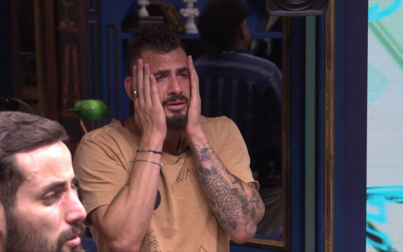 Nizam chora com Eliminação de Pizane no BBB 24
