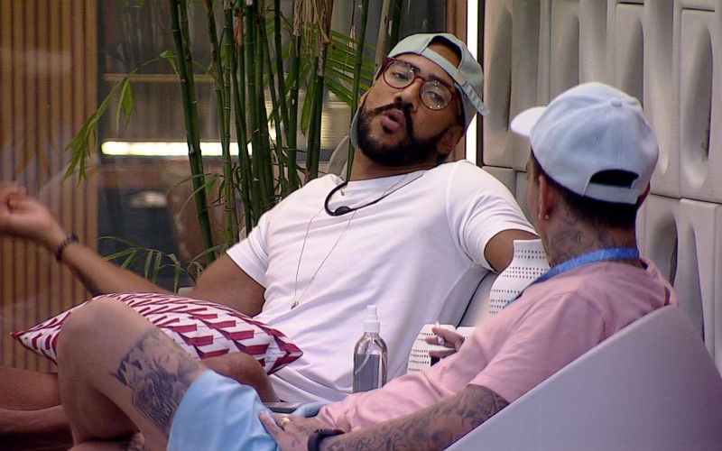 No BBB 23, Ricardo comenta chateação de Cezar: 