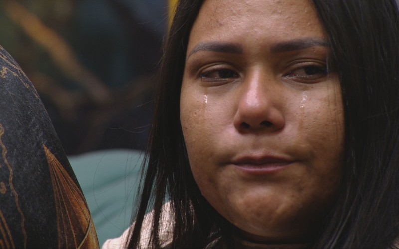 No BBB 26, Chaiany chora e é consolada por Edilson