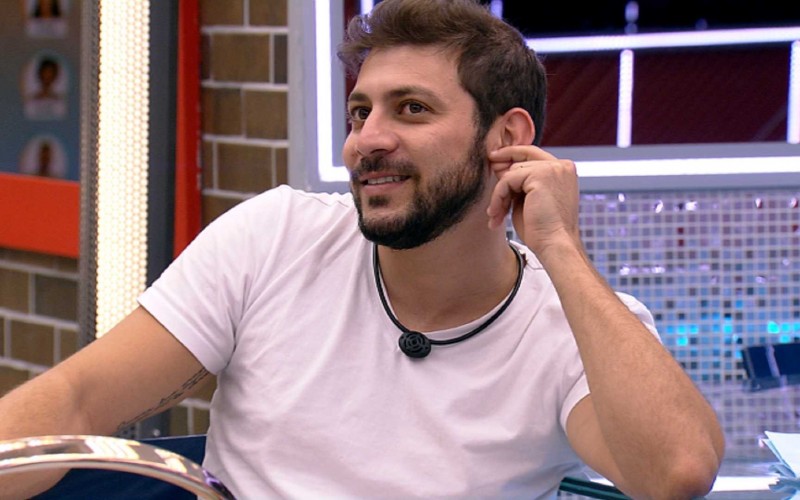 No BBB21, Caio comenta sobre sua Festa do Líder: 