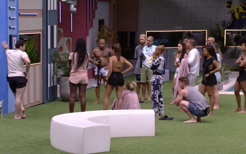 O Big Fone tocou! Veja reação dos brothers