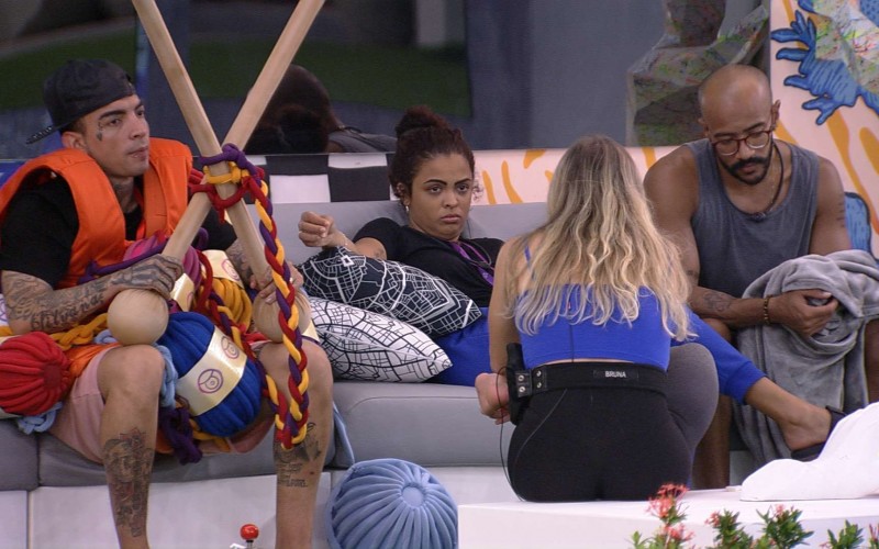 Paula afirma que não deve satisfações para brothers no BBB 23