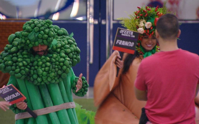 Projota e Pocah cumprem Castigo do Monstro pela primeira vez