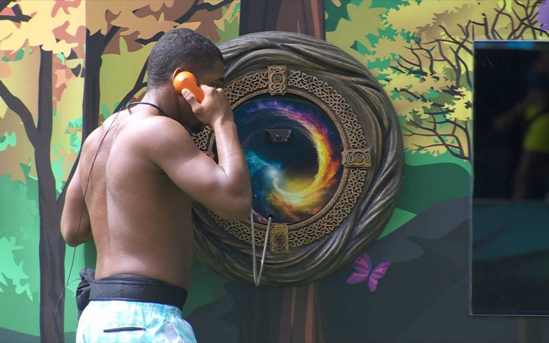 Big Fone toca e Davi atende: apenas trolagem no BBB 24