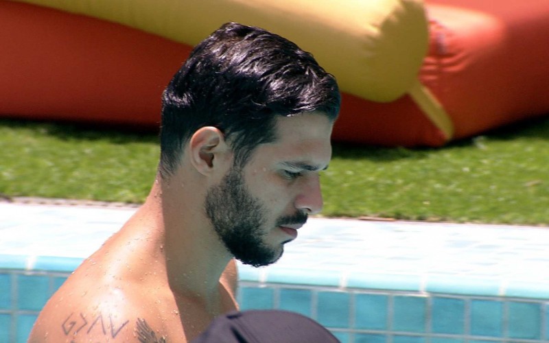 Rodrigo reflete sobre mudanças em suas alianças no BBB 22