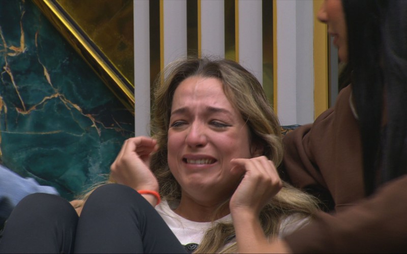 Samira comemora vaga no Top 10 do BBB 26: 