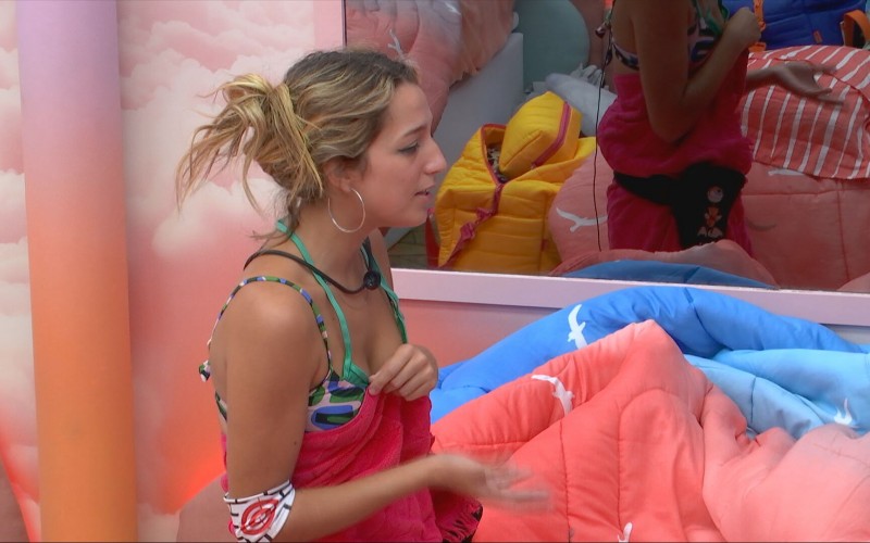 Samira reclama de atitude de Pedro: 