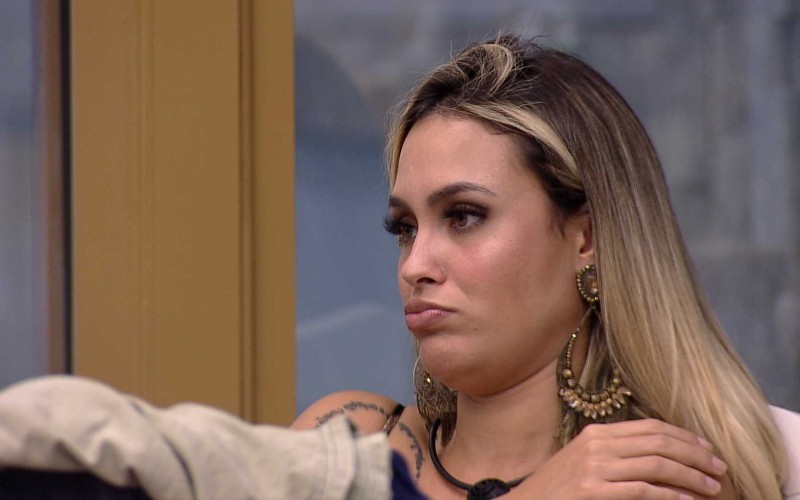 Sarah fala sobre brother para João Luiz: 
