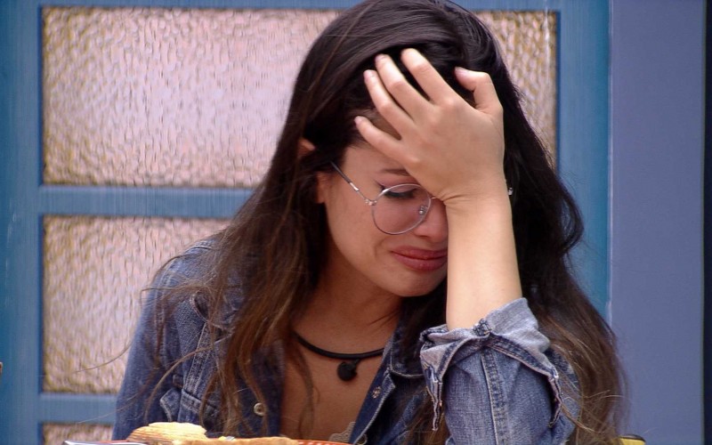 Sozinha, Juliette chora na cozinha da Xepa no BBB21