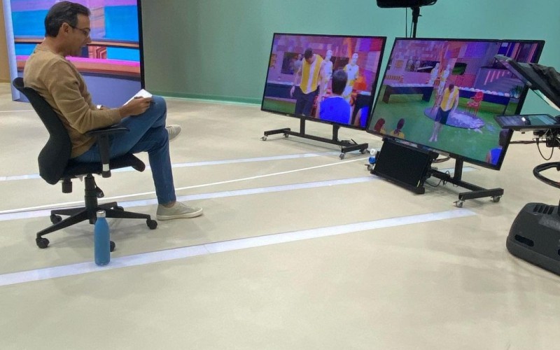 Tadeu Schmidt anuncia 