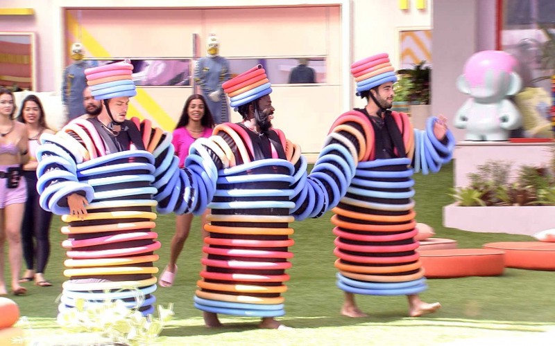 Arthur Aguiar, Douglas Silva e Pedro Scooby cumprem o Castigo do Monstro no BBB 22