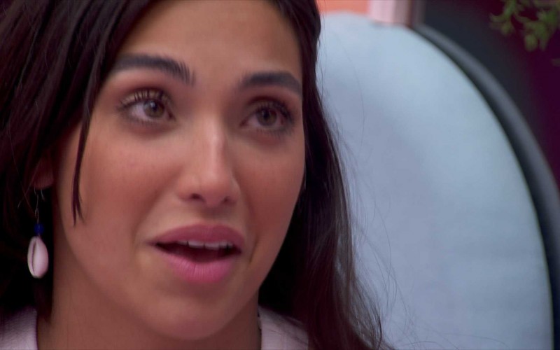 Vanessa Lopes chora em conversa com Isabelle no BBB 24
