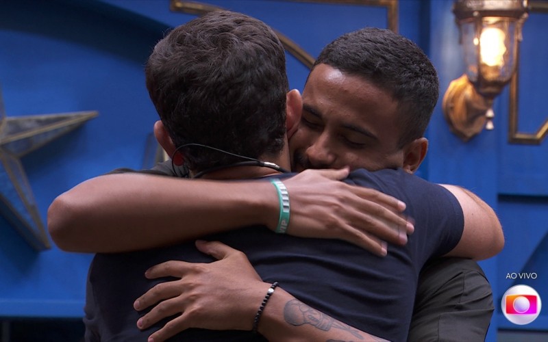 Veja vídeos de Pizane no BBB 24