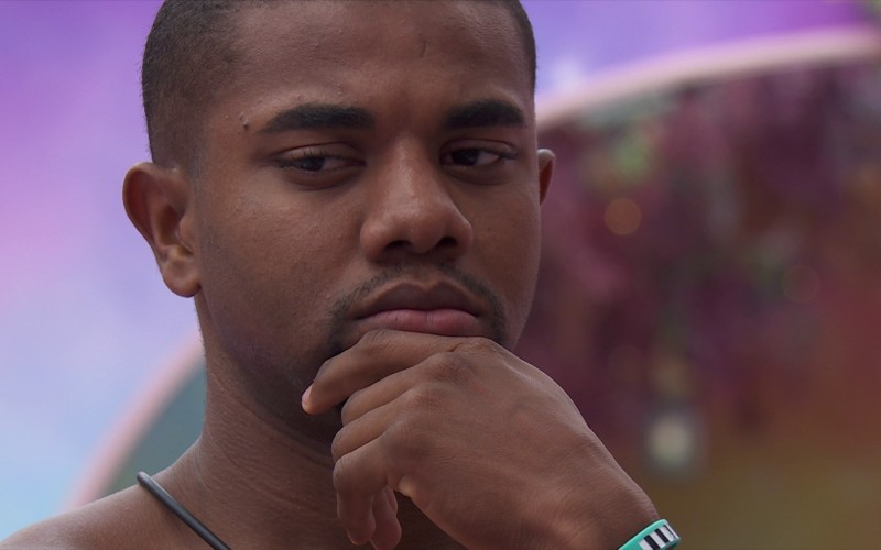 Vídeos BBB 24: confira tudo o que rolou na festa de sábado, 24/2