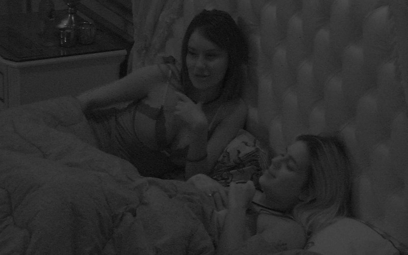 Viih Tube revela para Thaís: 