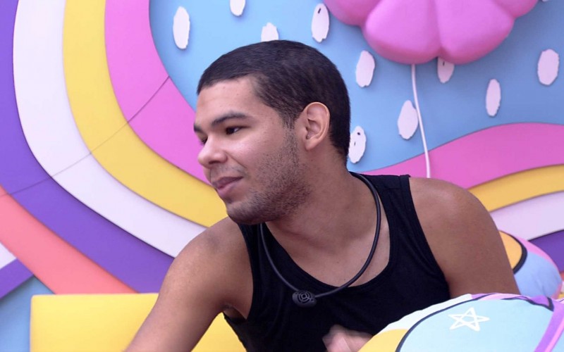 Vinicius sonha que Eliezer vence a Prova do Líder no BBB 22