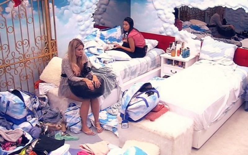 BBB20 - Ivy torce por Marcela e diz “Vamos até a Final nós três”