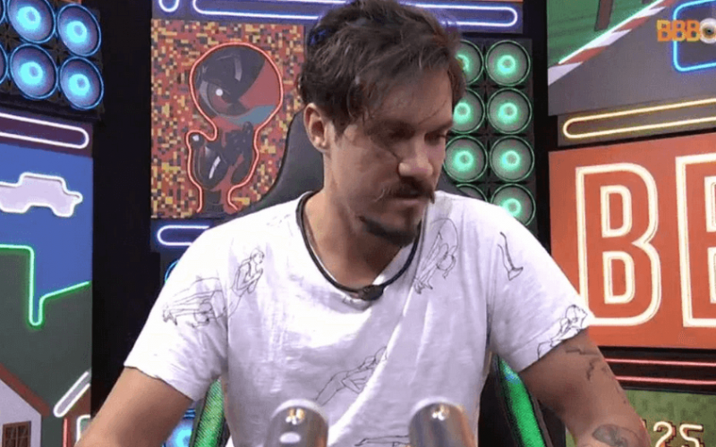 BBB22: em raio-x, Eliezer fala sobre “tensão” de Tadeu após acidente