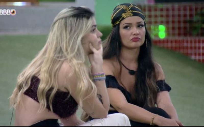 Thaís é eliminada e memes brincam com reaproximação de Viih com Juliette 