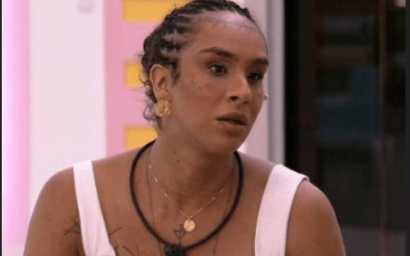 Transfobia! Lina recebe torpedo perguntando se está “solteiro” no BBB22