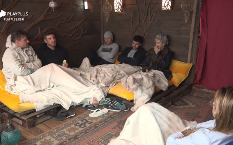 Equipe Sol faz reunião e planeja estratégia para Roça