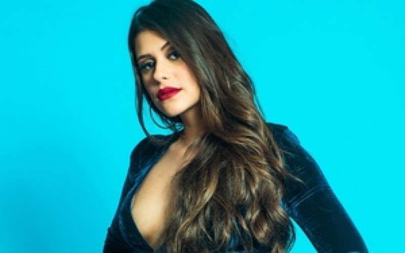 Ana Paula volta às redes sociais e nega tentativa de suicídio