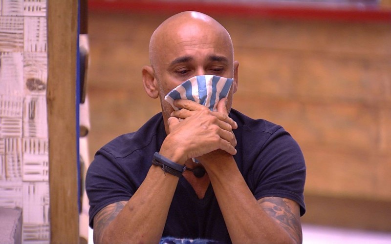 Família Lima escuta recado de Eva e se emociona