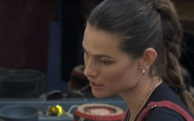 Em A Fazenda 13, Day arma estratégia e alerta Erasmo: 