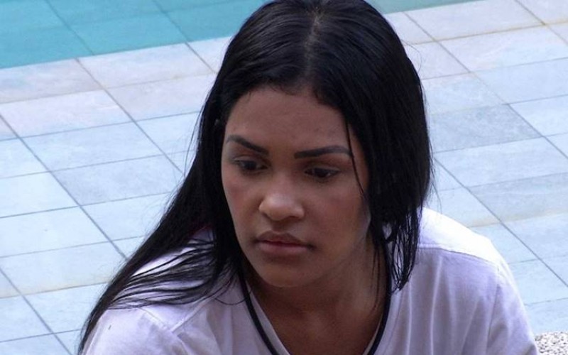 Boninho se pronuncia sobre suspeitas de coronavírus em Flayslane, do ‘BBB 20’