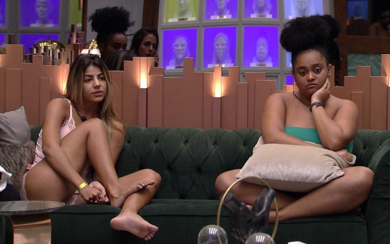 Hariany fala sobre sonho com cobra e Paula diz: 