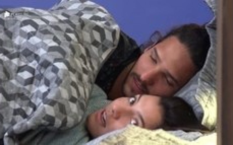 Insônia e papo de edredom: veja como começou o dia dos peões