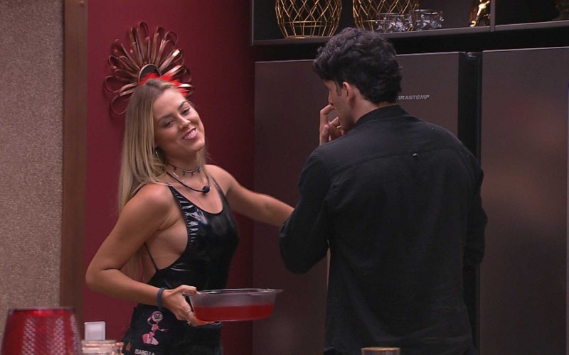 Isabella diz para Maycon: 