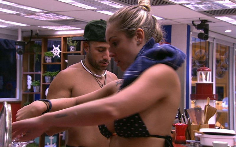 Jéssica elogia Kaysar: 