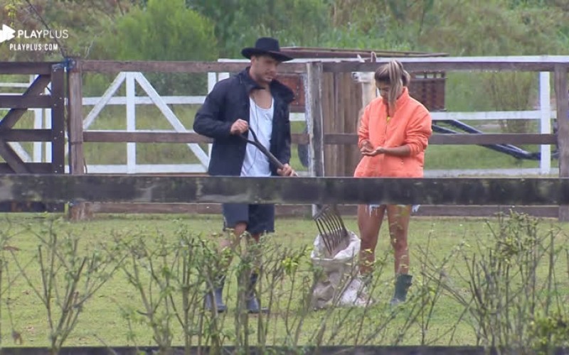 Lucas critica Hari por querer dar comida do chão para animais