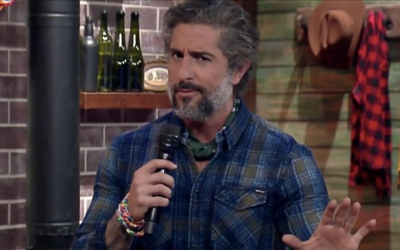 Marcos Mion rebate acusação de que A Fazenda 12 é manipulada: Tem que aceitar