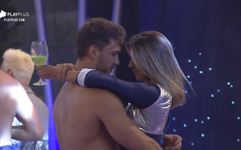 ‘O povo não gosta de quem transa’, diz Hari para Lucas em festa